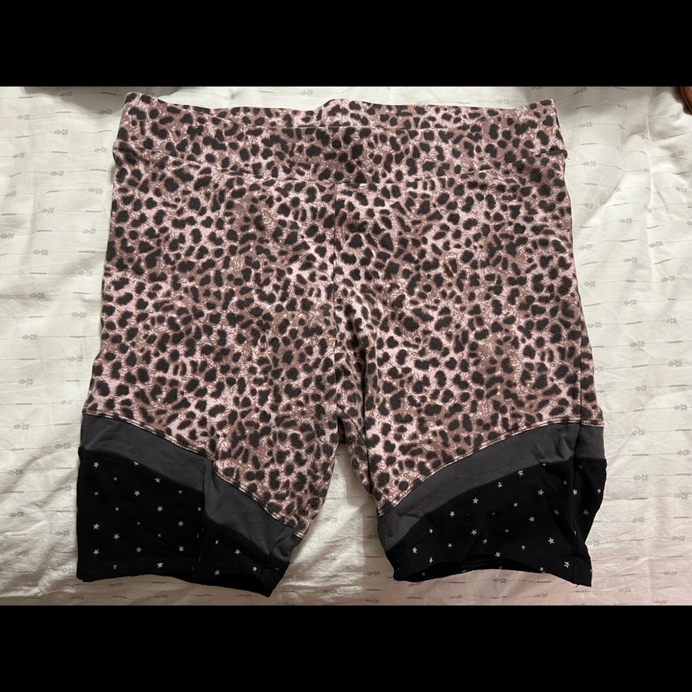 Soft Pink Leopard and Star Bike Shorts